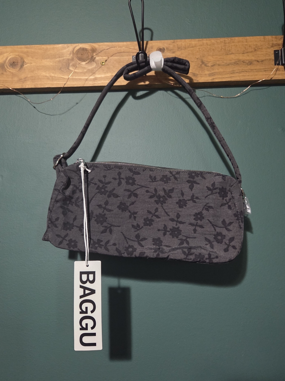 NWT BAGGU Loaf Bag - Charcoal Ditsy Floral